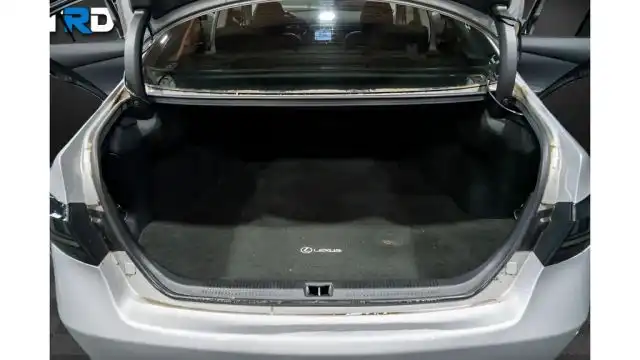 2011 Lexus ES 350 350's photo