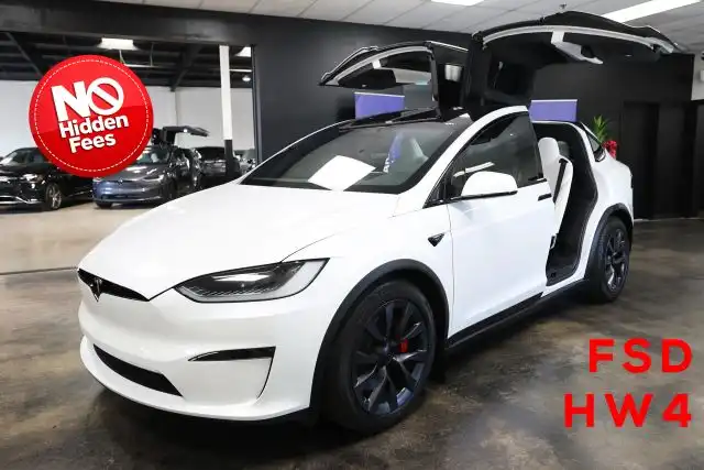 2025 Tesla Model X Plaid's photo