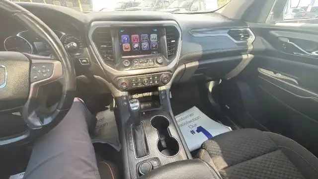 2018 GMC Acadia SLE-2 AWD's photo