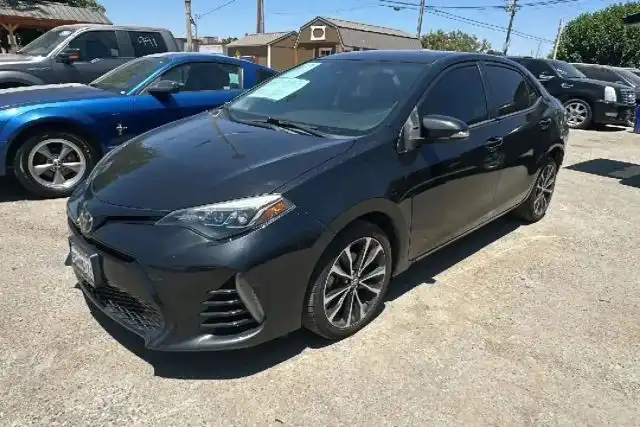 2019 Toyota Corolla SE AT's photo