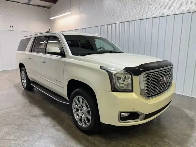 2015 GMC Yukon Denali AWD's photo