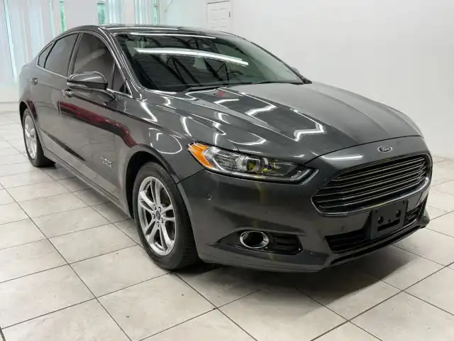 2016 Ford Fusion Plug-In Hybrid Titanium's photo