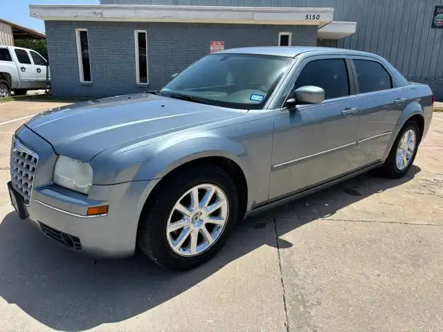 2007 Chrysler 300 Touring's photo