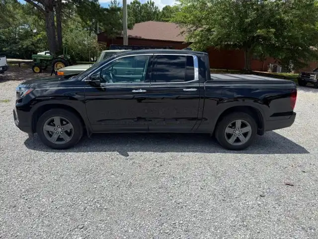 2023 Honda Ridgeline RTL-E AWD's photo