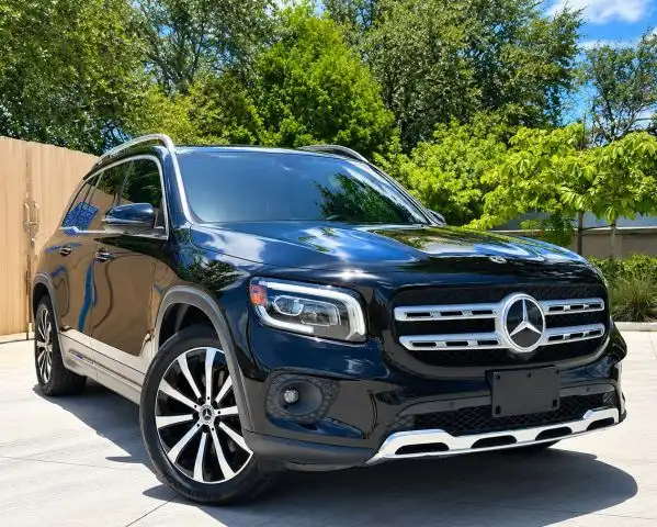 2022 Mercedes-Benz GLB GLB 250's photo