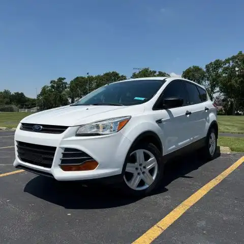 2016 Ford Escape S's photo