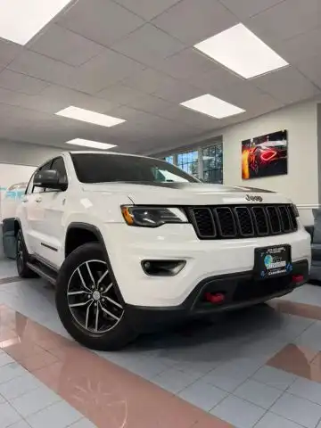 2017 Jeep Grand Cherokee Trailhawk 4WD's photo