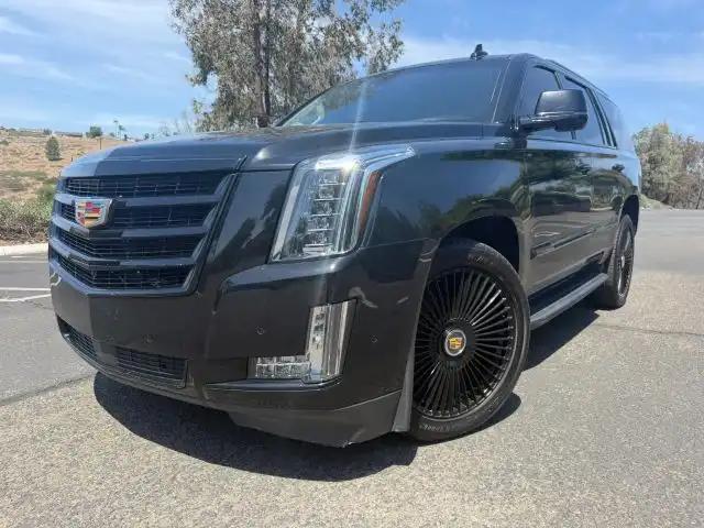 2017 Cadillac Escalade AWD Premium Luxury's photo