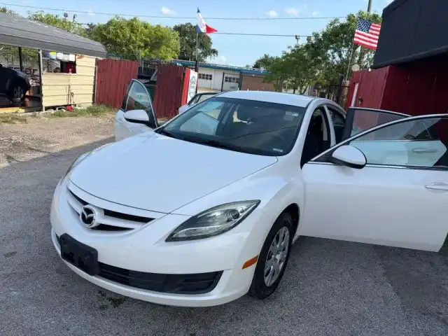 2012 Mazda EZ-6 i Sport Auto's photo