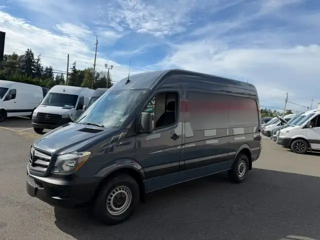 2018 Mercedes-Benz Sprinter 2500 144 WB High Roof's photo