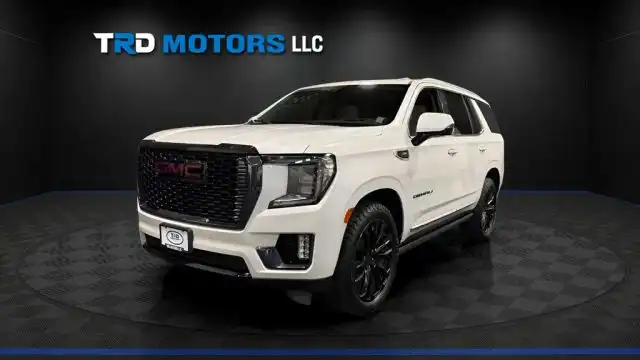 2021 GMC Yukon 4WD Denali's photo
