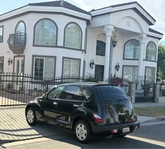 2008 Chrysler PT Cruiser Base's photo