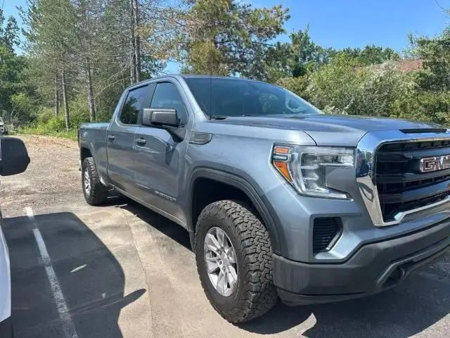 2019 GMC Sierra 4WD Crew Cab Short Box's photo
