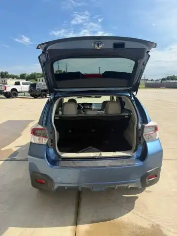 2015 Subaru XV Crosstrek Hybrid Touring's photo