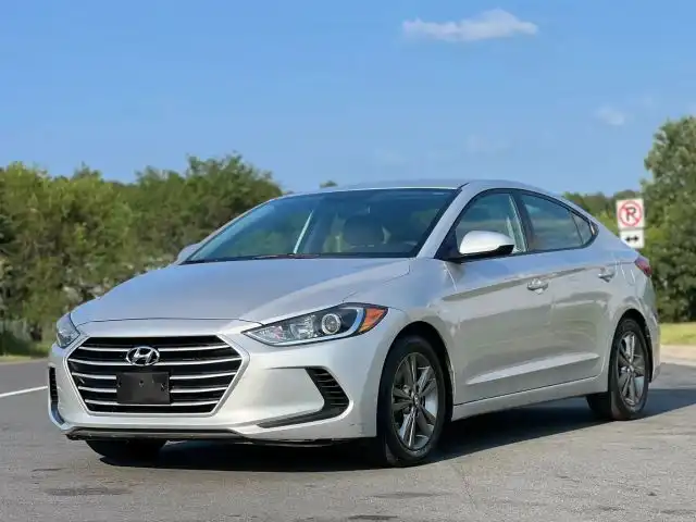2017 Hyundai Elantra 2.0 SE A/T PZEV's photo