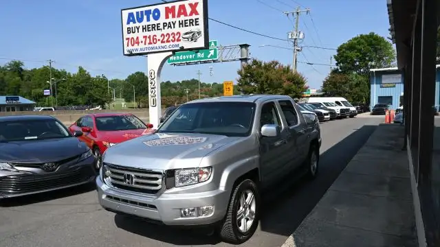 2012 Honda Ridgeline RTL w/Leather and Navi's photo