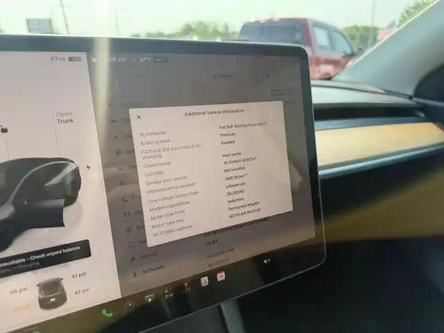 2022 Tesla Model Y Performance Dual Motor All-Wheel Drive's photo