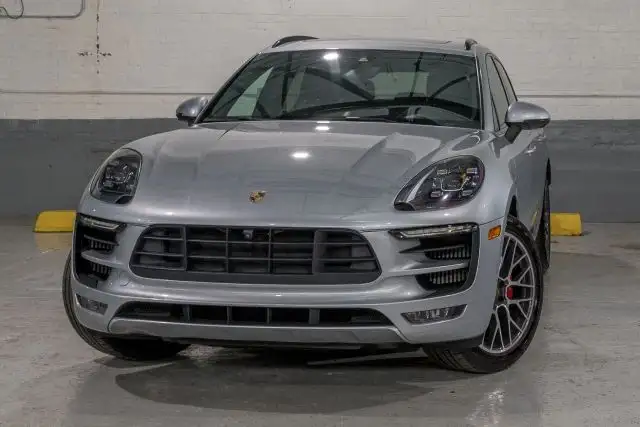 2017 Porsche Macan GTS's photo