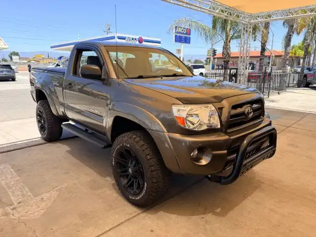 2009 Toyota Tacoma 4x4 Regular Cab's photo