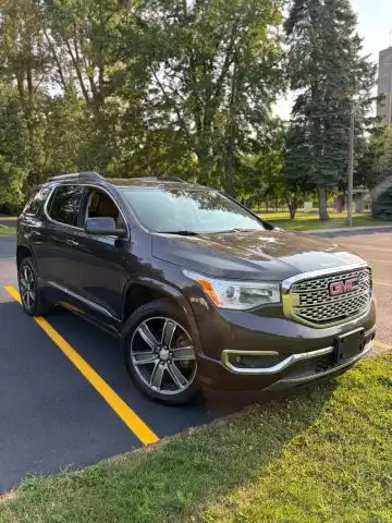 2017 GMC Acadia Denali AWD's photo