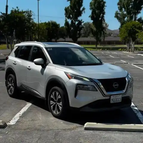 2023 Nissan Rogue SV FWD's photo