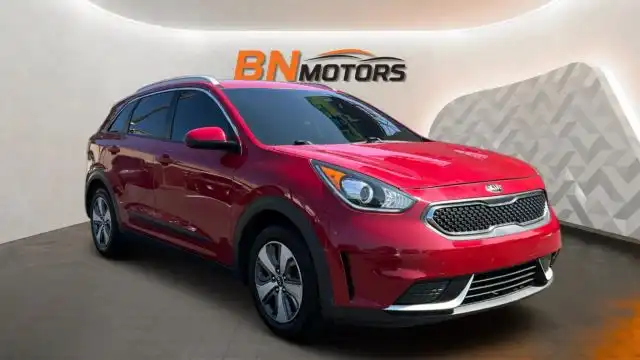 2018 Kia Niro LX's photo