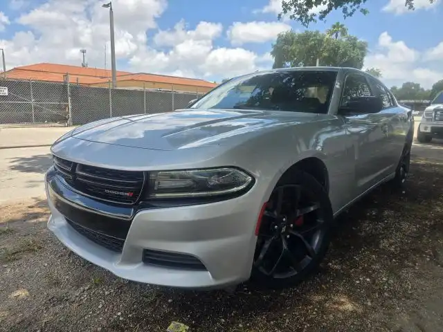 2019 Dodge Charger SXT's photo