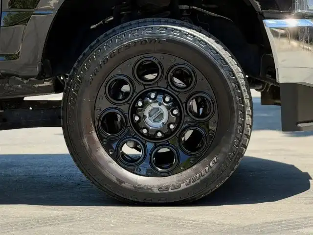 2022 Ford F-350 Lariat 4x4 Crew Cab 8' Box SRW's photo