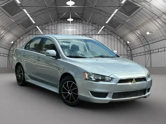 2015 Mitsubishi Lancer ES CVT's photo