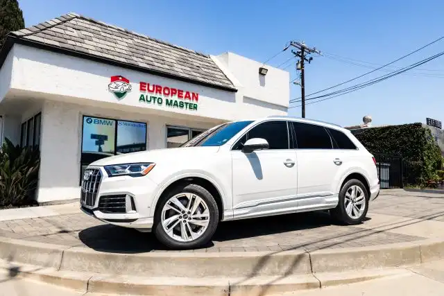 2022 Audi Q7 45 Premium quattro Tiptronic's photo