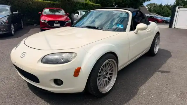 2008 Mazda MX-5 Miata 2.0 Auto Touring's photo