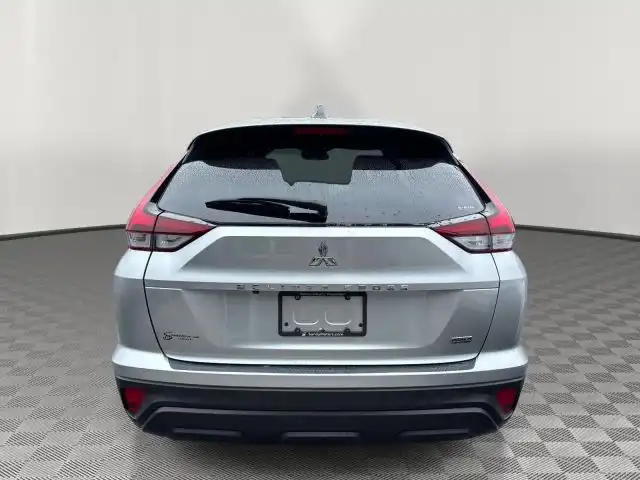 2024 Mitsubishi Eclipse Cross LE S-AWC's photo