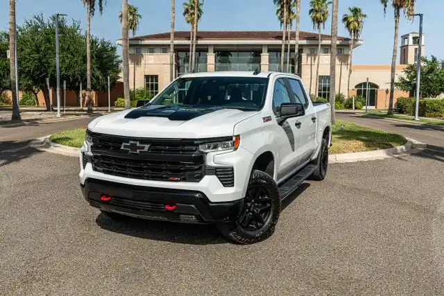 2024 Chevrolet Silverado 1500 LT Trail Boss 4X4 Crew Cab Short Box's photo
