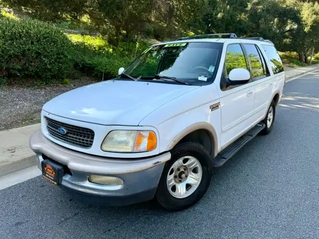 1997 Ford Expedition XLT 4X2's photo
