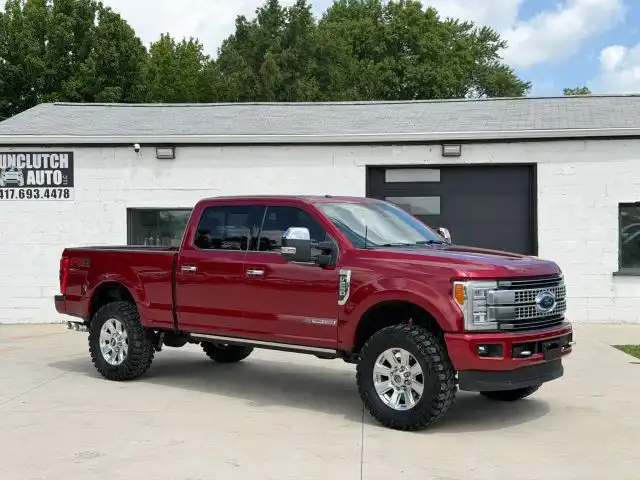 2017 Ford F-250 Platinum 4x4 Crew Cab 8' Box's photo