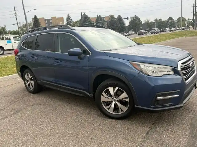 2021 Subaru Ascent Premium 7 Passenger's photo