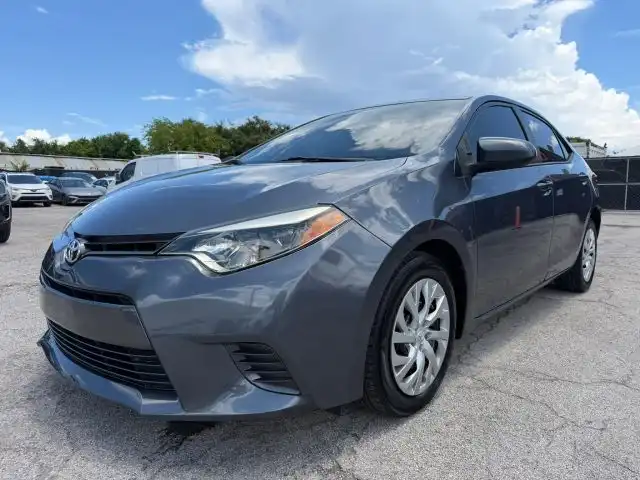 2015 Toyota Corolla LE AT's photo