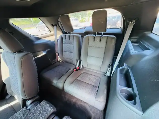 2015 Ford Explorer XLT 4x4's photo