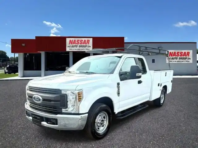2018 Ford F-250 XL SuperCab 8' Box's photo