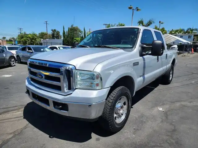 2006 Ford F-250 XLT 4x4 Crew Cab LWB's photo
