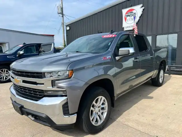 2021 Chevrolet Silverado 1500 LT 4X4 Crew Cab Short Box's photo