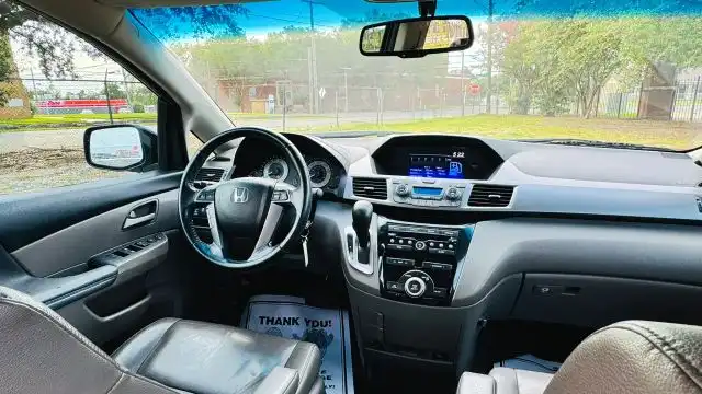2012 Honda Odyssey EX-L w/DVD Rear Entertainment System's photo