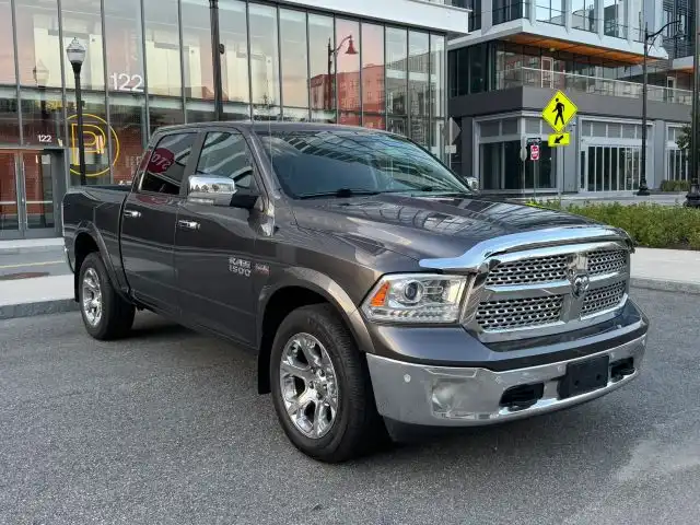 2017 RAM 1500 Laramie 4x4 Crew Cab 5'7's photo