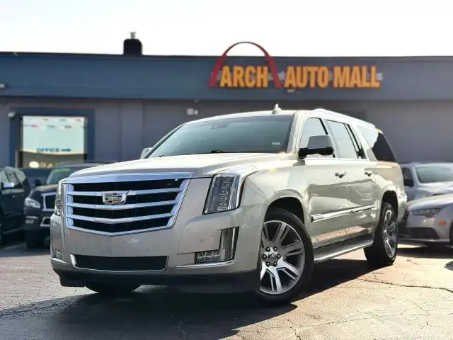 2015 Cadillac Escalade ESV 2WD Luxury's photo