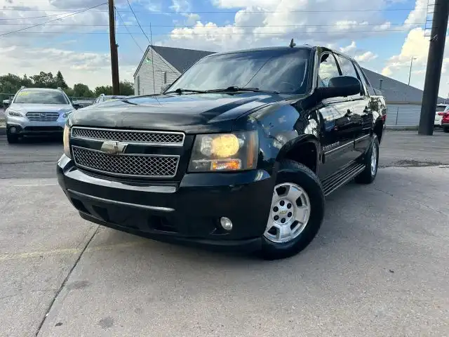 2009 Chevrolet Avalanche's photo
