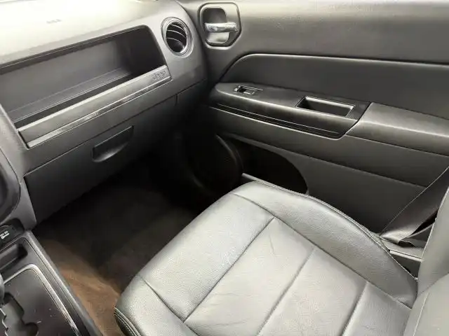 2016 Jeep Patriot High Altitude Edition's photo