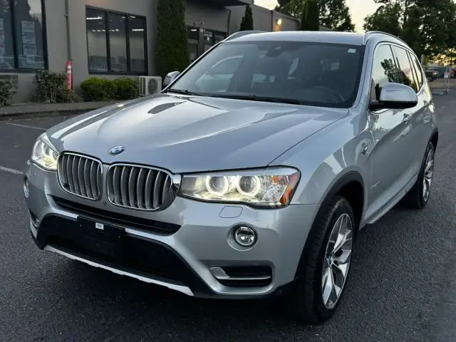 2017 BMW X3 xDrive28i's photo