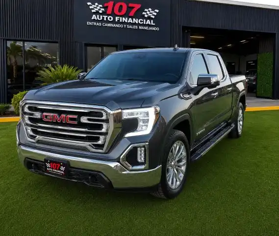 2022 GMC Sierra 2WD Crew Cab Short Box SLT's photo