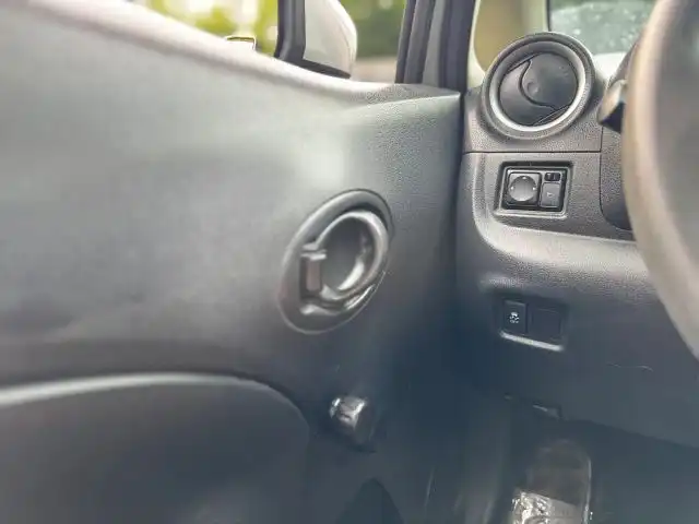 2015 Nissan Versa Note 1.6 S Plus CVT's photo