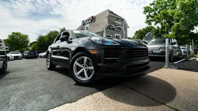 2019 Porsche Macan Base's photo